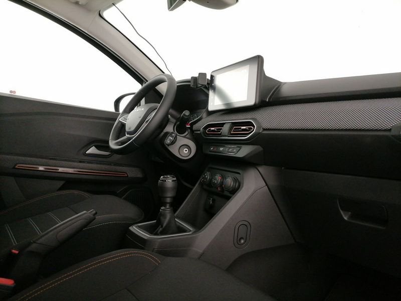 https://cdn-dk.caraffinity.it/dealer/datafiles/vehicle/images/800/1309/dkPi1ybx4phbu2IY.jpeg