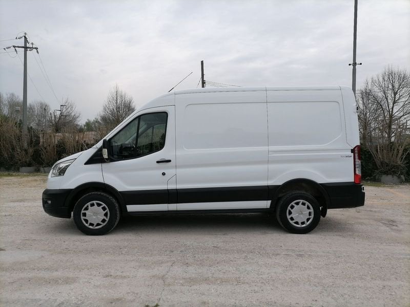 https://cdn-dk.caraffinity.it/dealer/datafiles/vehicle/images/800/1309/ea4TZ54RTK5seD02.jpeg