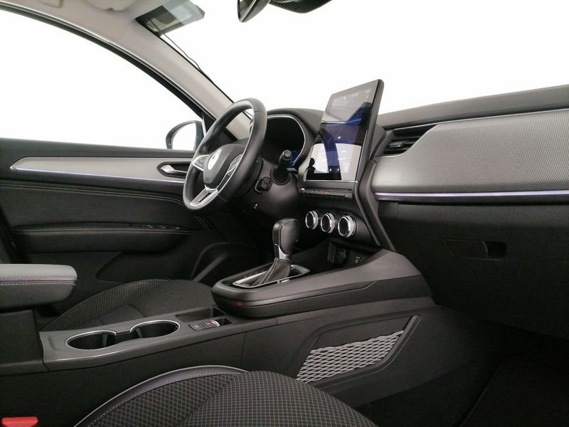 https://cdn-dk.caraffinity.it/dealer/datafiles/vehicle/images/800/1309/emgixD8BCkA1fvTz.jpeg