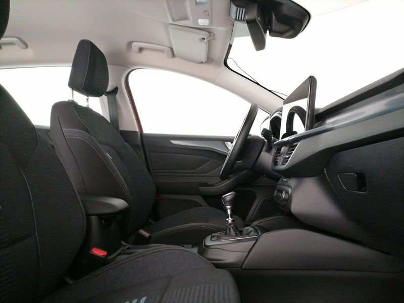 https://cdn-dk.caraffinity.it/dealer/datafiles/vehicle/images/800/1309/f5RergLOtY6yx9WK.jpeg