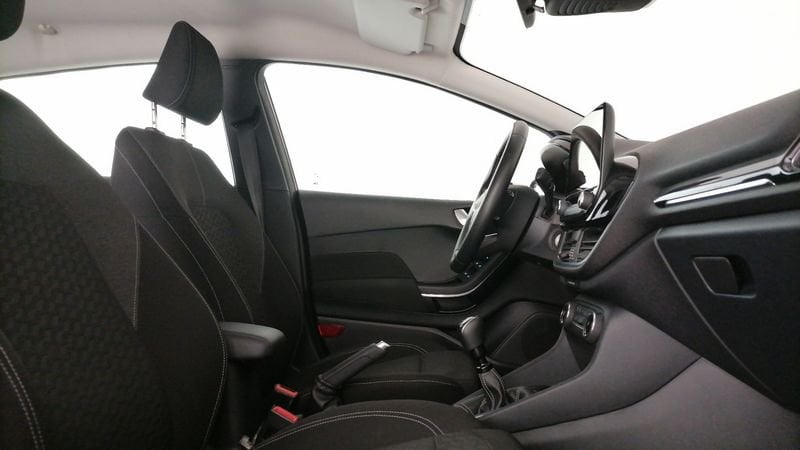 https://cdn-dk.caraffinity.it/dealer/datafiles/vehicle/images/800/1309/fcFqvYnUy3gumLKe.jpeg