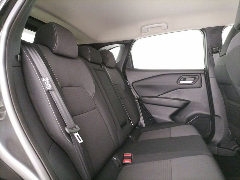https://cdn-dk.caraffinity.it/dealer/datafiles/vehicle/images/800/1309/flpCbdCGAokb7i8a.jpeg