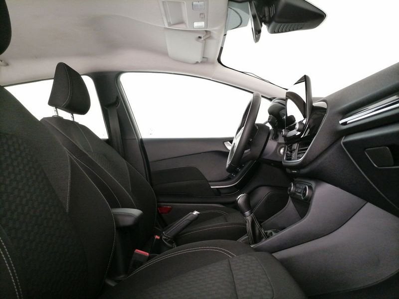https://cdn-dk.caraffinity.it/dealer/datafiles/vehicle/images/800/1309/h1by7ocb4tsvzgCt.jpeg