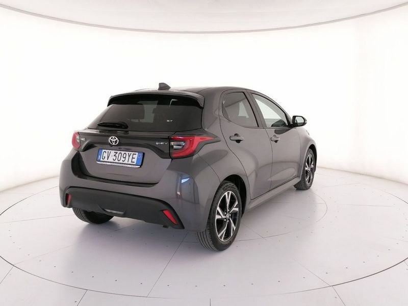https://cdn-dk.caraffinity.it/dealer/datafiles/vehicle/images/800/1309/h48WMKumfW26CjZo.jpeg