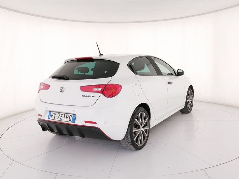 https://cdn-dk.caraffinity.it/dealer/datafiles/vehicle/images/800/1309/iNxncd3bf85QtsTu.jpeg