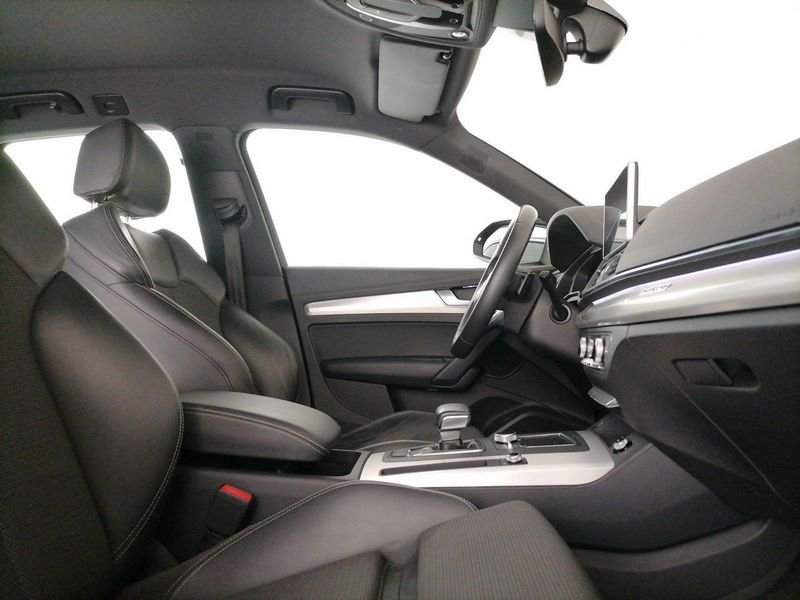 https://cdn-dk.caraffinity.it/dealer/datafiles/vehicle/images/800/1309/jBXScmXXEkgw3Udo.jpeg