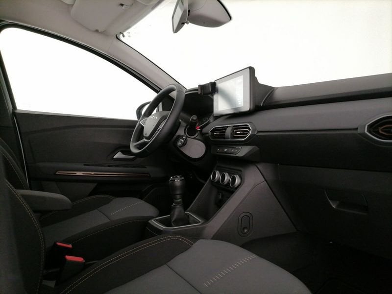 https://cdn-dk.caraffinity.it/dealer/datafiles/vehicle/images/800/1309/jsEfVgZTIeb4mKdm.jpeg