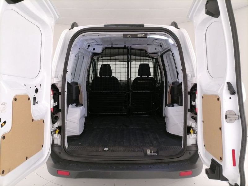 https://cdn-dk.caraffinity.it/dealer/datafiles/vehicle/images/800/1309/kWzGhcp09A9pkZ9w.jpeg