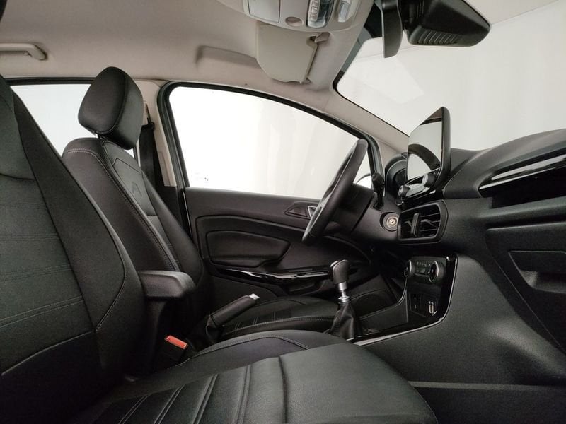 https://cdn-dk.caraffinity.it/dealer/datafiles/vehicle/images/800/1309/lMVnEkVYW5uZ3US0.jpeg