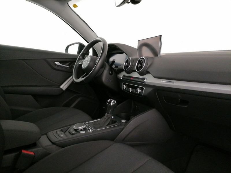 https://cdn-dk.caraffinity.it/dealer/datafiles/vehicle/images/800/1309/lkVNn44QdYs6a3zK.jpeg