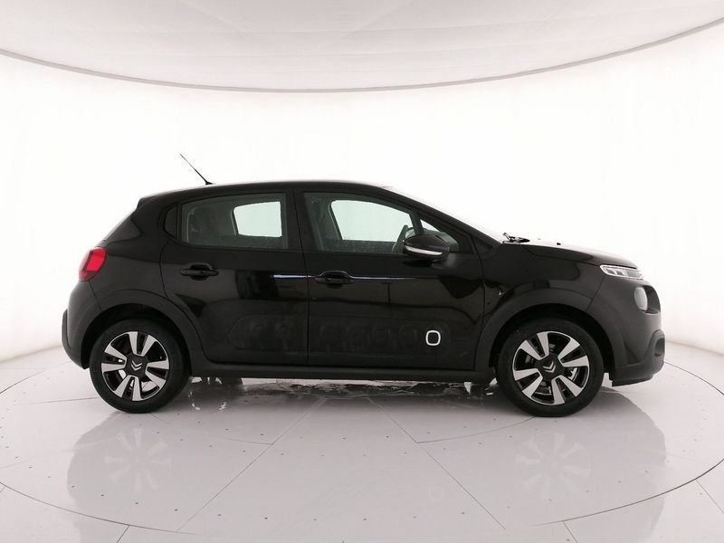 https://cdn-dk.caraffinity.it/dealer/datafiles/vehicle/images/800/1309/nrDrXxVcRnvsQrfX.jpeg