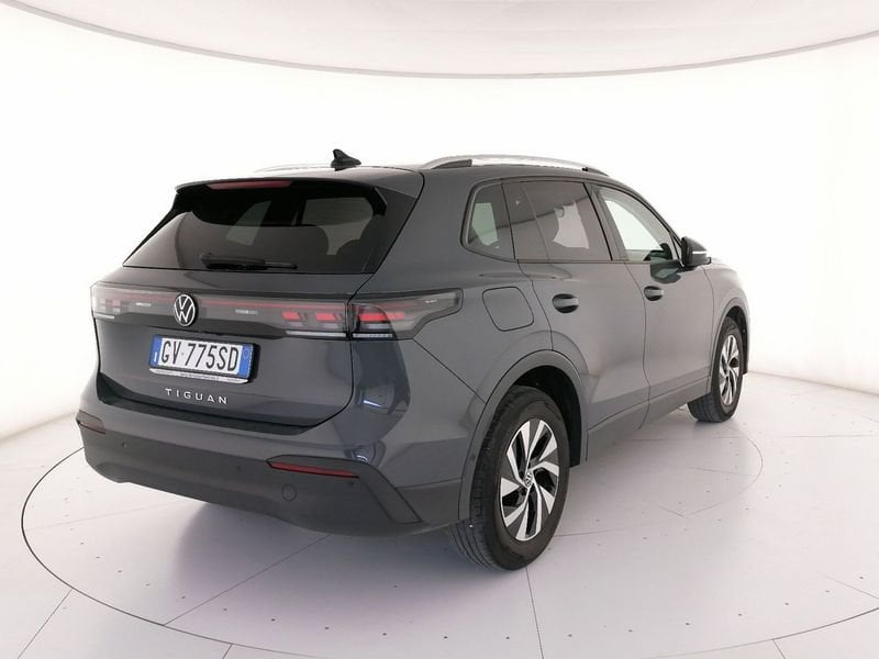 https://cdn-dk.caraffinity.it/dealer/datafiles/vehicle/images/800/1309/nzh9cM7h226PSCbP.jpeg