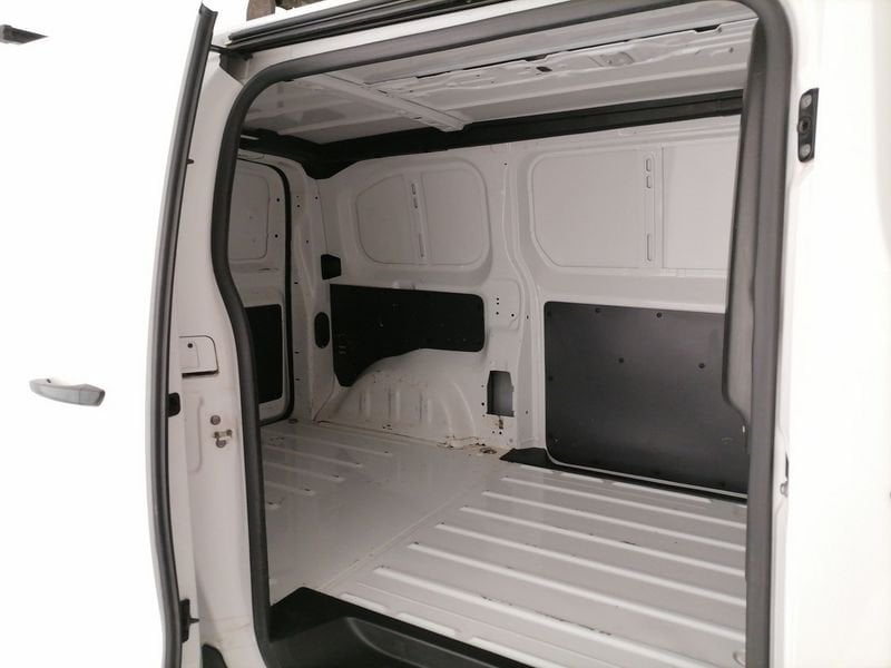 https://cdn-dk.caraffinity.it/dealer/datafiles/vehicle/images/800/1309/oFyGxODuCspx0tuG.jpeg