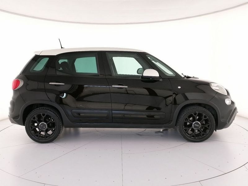 https://cdn-dk.caraffinity.it/dealer/datafiles/vehicle/images/800/1309/oxyGULTPTdIi9pke.jpeg