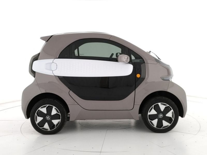 https://cdn-dk.caraffinity.it/dealer/datafiles/vehicle/images/800/1309/pAOwGzQ7oiQxPJKk.jpg