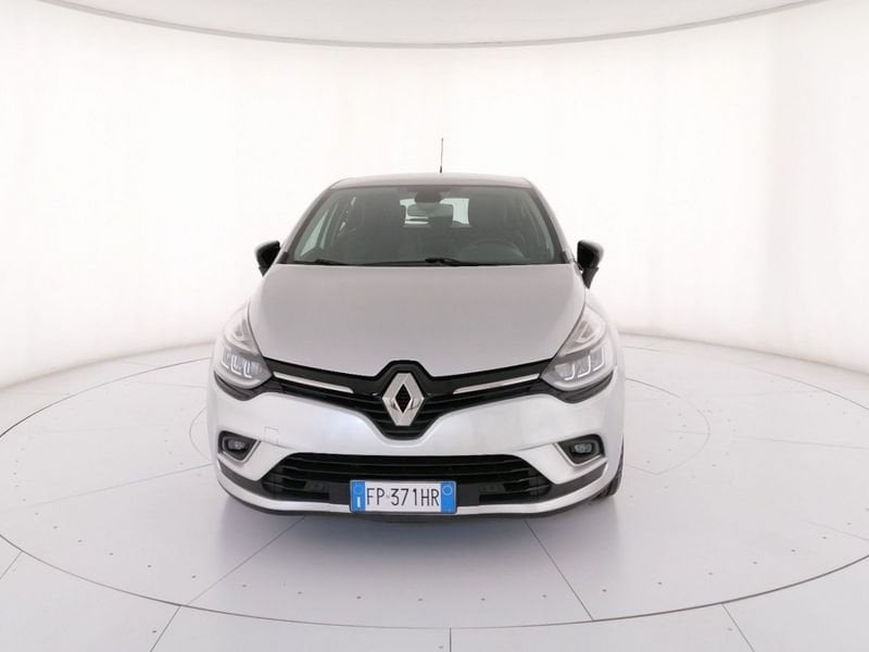 https://cdn-dk.caraffinity.it/dealer/datafiles/vehicle/images/800/1309/piZh4W3SMODMED2M.jpeg