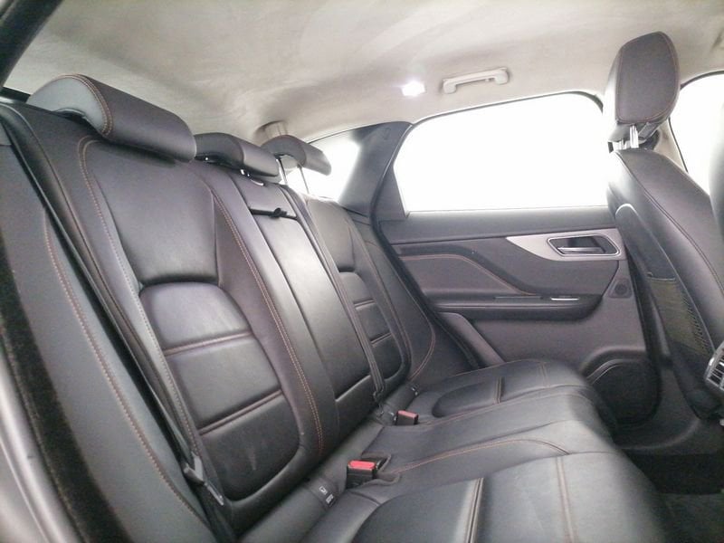 https://cdn-dk.caraffinity.it/dealer/datafiles/vehicle/images/800/1309/q3HFPVTP2IfDHZ6y.jpeg