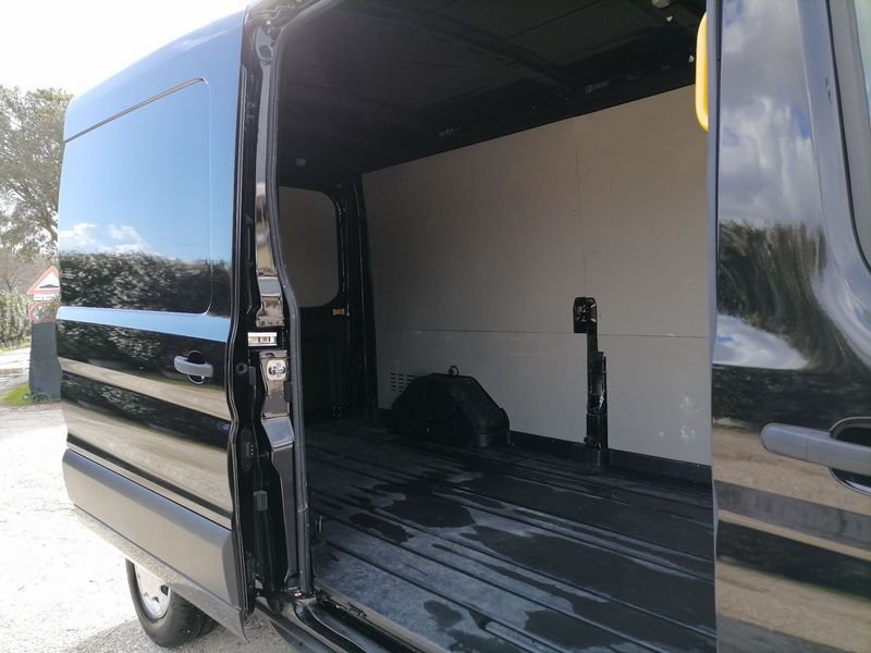 https://cdn-dk.caraffinity.it/dealer/datafiles/vehicle/images/800/1309/qEPHltodD2lPrATy.jpeg