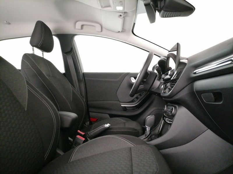 https://cdn-dk.caraffinity.it/dealer/datafiles/vehicle/images/800/1309/rJwb7UbLXnqxFEGX.jpeg