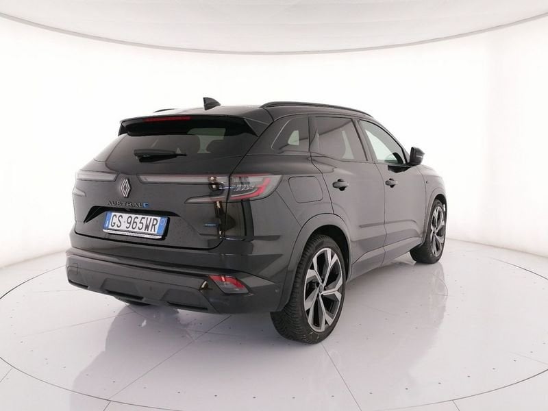 https://cdn-dk.caraffinity.it/dealer/datafiles/vehicle/images/800/1309/rLLA2Gb4baFWYemb.jpeg