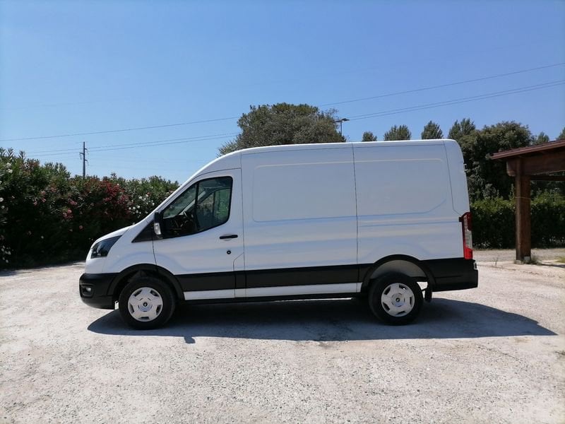 https://cdn-dk.caraffinity.it/dealer/datafiles/vehicle/images/800/1309/rpGUy4vYY1u8JhN9.jpeg