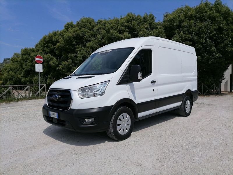 https://cdn-dk.caraffinity.it/dealer/datafiles/vehicle/images/800/1309/tB2srOupS4sGxbm0.jpeg?format=jpeg&gva=20251013