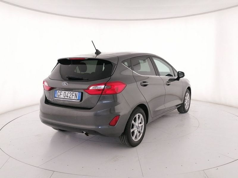 https://cdn-dk.caraffinity.it/dealer/datafiles/vehicle/images/800/1309/tXtle6rnj4RTY8mJ.jpeg