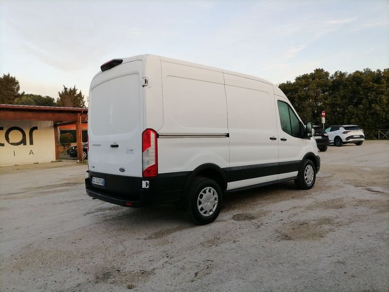 https://cdn-dk.caraffinity.it/dealer/datafiles/vehicle/images/800/1309/uEuEstUqz6OBeVxF.jpeg