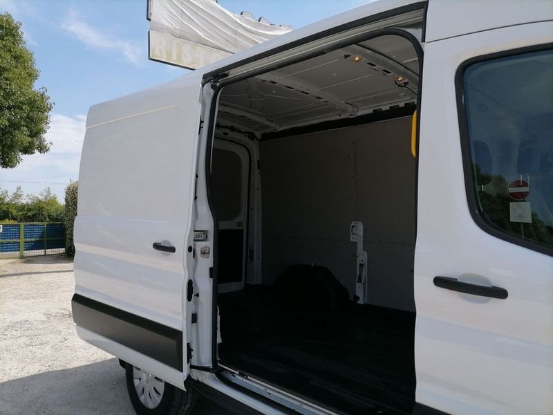 https://cdn-dk.caraffinity.it/dealer/datafiles/vehicle/images/800/1309/uuc4tSvmIxZxaerK.jpeg