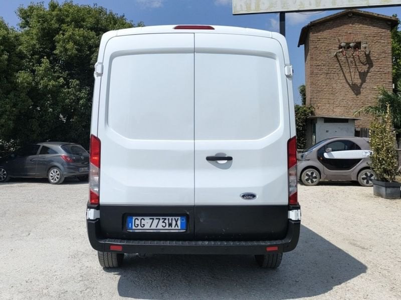 https://cdn-dk.caraffinity.it/dealer/datafiles/vehicle/images/800/1309/v68IS2DYu3X1uVXI.jpeg