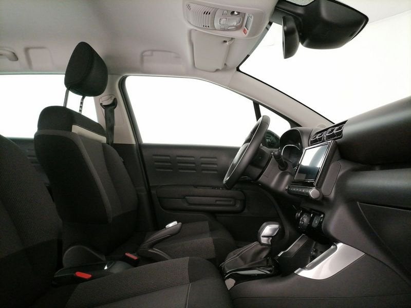 https://cdn-dk.caraffinity.it/dealer/datafiles/vehicle/images/800/1309/vYR8RjOFlvmnIpr2.jpeg