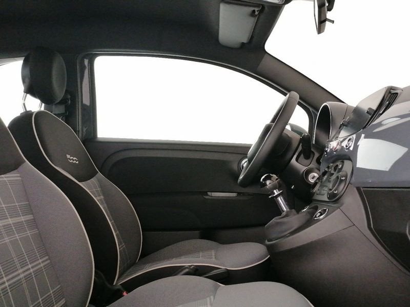 https://cdn-dk.caraffinity.it/dealer/datafiles/vehicle/images/800/1309/vdSY0Y1m58F5FxrB.jpeg