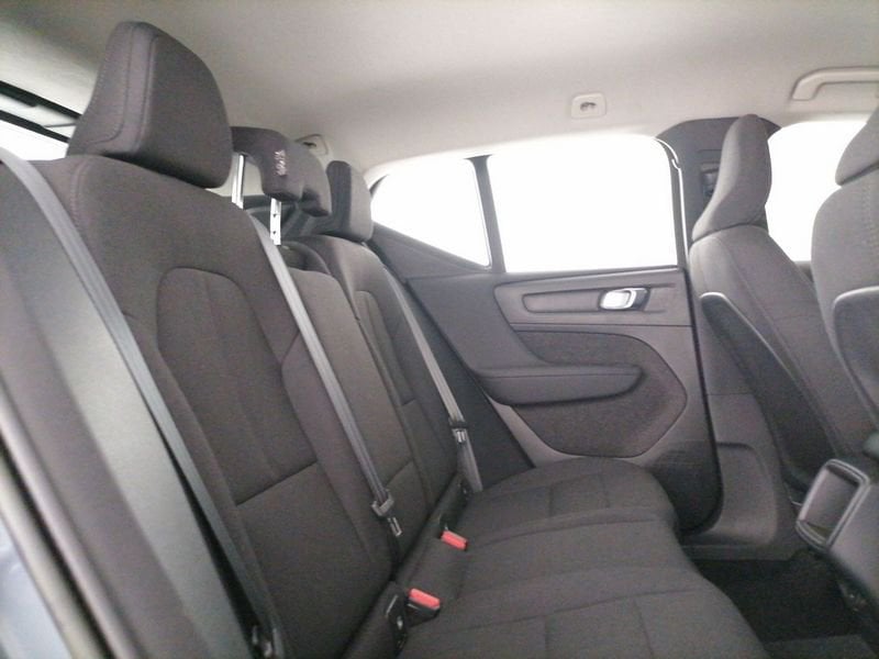 https://cdn-dk.caraffinity.it/dealer/datafiles/vehicle/images/800/1309/wKF0CFzMz4yrYZJH.jpeg