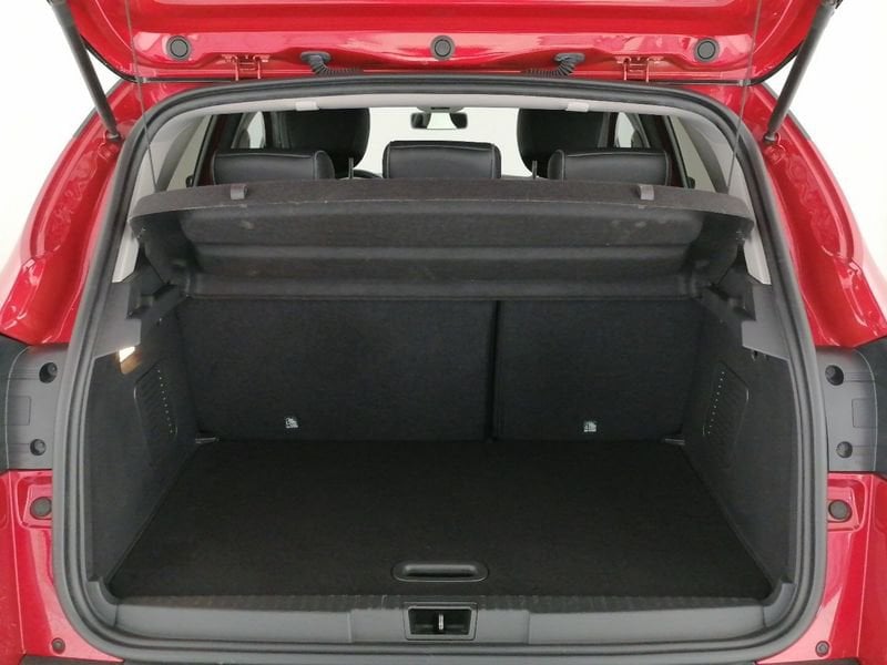 https://cdn-dk.caraffinity.it/dealer/datafiles/vehicle/images/800/1309/wc5YFRKTlyEJGX6B.jpeg