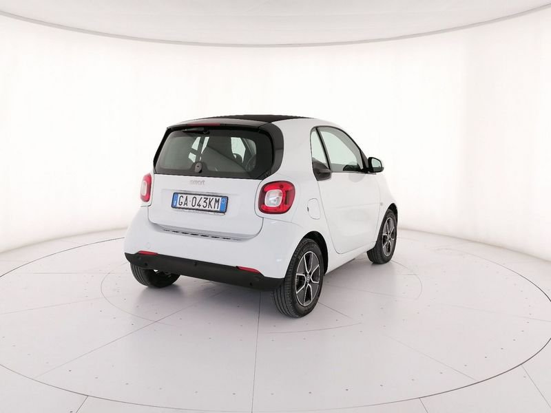 https://cdn-dk.caraffinity.it/dealer/datafiles/vehicle/images/800/1309/xQ09IG8GOLpDtrfm.jpeg
