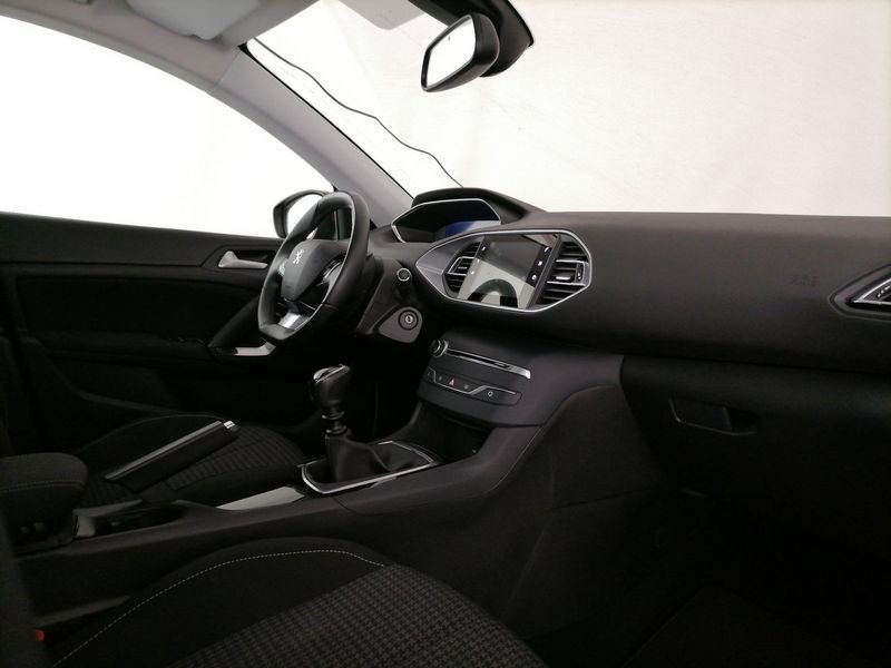 https://cdn-dk.caraffinity.it/dealer/datafiles/vehicle/images/800/1309/zZ7fvIWpSNZ8j0UI.jpeg