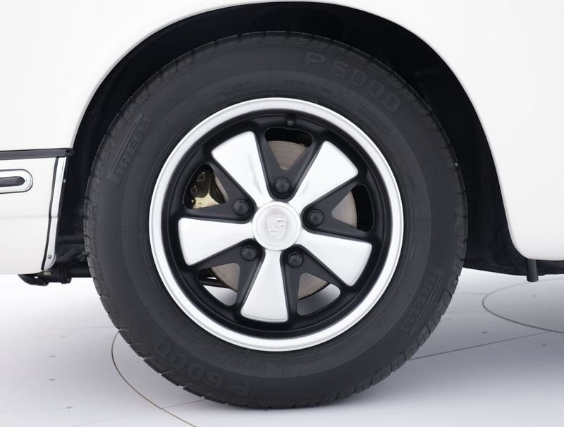 https://cdn-dk.caraffinity.it/dealer/datafiles/vehicle/images/800/1334/1644396479000.jpeg?opacity=0&size=100&position=BOTTOM_CENTER&border=0&watermark=%2Fdealer%2Fdatafiles%2Fvehicle%2Fimages%2Fwatermark%2F1334%2F0cdce9f1-3b9c-4b85-88e2-fd43543cd032.png