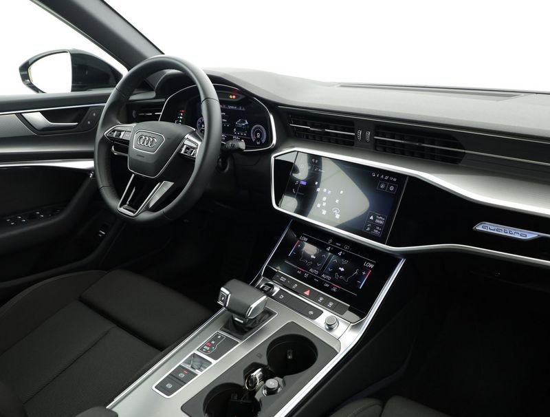 https://cdn-dk.caraffinity.it/dealer/datafiles/vehicle/images/800/1334/4fVQEa9WzQTK2WPn.jpeg?opacity=0&size=100&position=BOTTOM_CENTER&border=0&watermark=%2Fdealer%2Fdatafiles%2Fvehicle%2Fimages%2Fwatermark%2F1334%2F0cdce9f1-3b9c-4b85-88e2-fd43543cd032.png