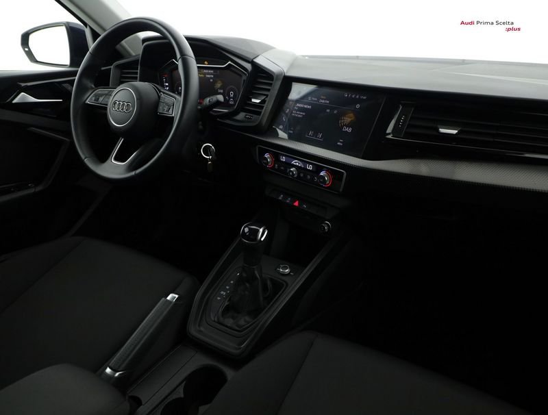 https://cdn-dk.caraffinity.it/dealer/datafiles/vehicle/images/800/1334/7js1MklQwMRlfsLi.jpeg?opacity=0&size=100&position=BOTTOM_CENTER&border=0&watermark=%2Fdealer%2Fdatafiles%2Fvehicle%2Fimages%2Fwatermark%2F1334%2F0cdce9f1-3b9c-4b85-88e2-fd43543cd032.png