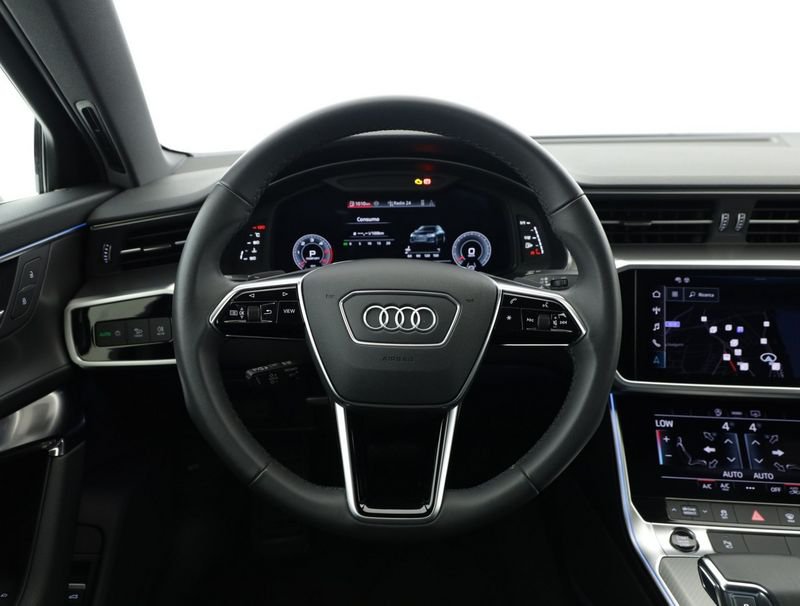 https://cdn-dk.caraffinity.it/dealer/datafiles/vehicle/images/800/1334/By1ubxXF0XDU1Uev.jpeg?opacity=0&size=100&position=BOTTOM_CENTER&border=0&watermark=%2Fdealer%2Fdatafiles%2Fvehicle%2Fimages%2Fwatermark%2F1334%2F0cdce9f1-3b9c-4b85-88e2-fd43543cd032.png