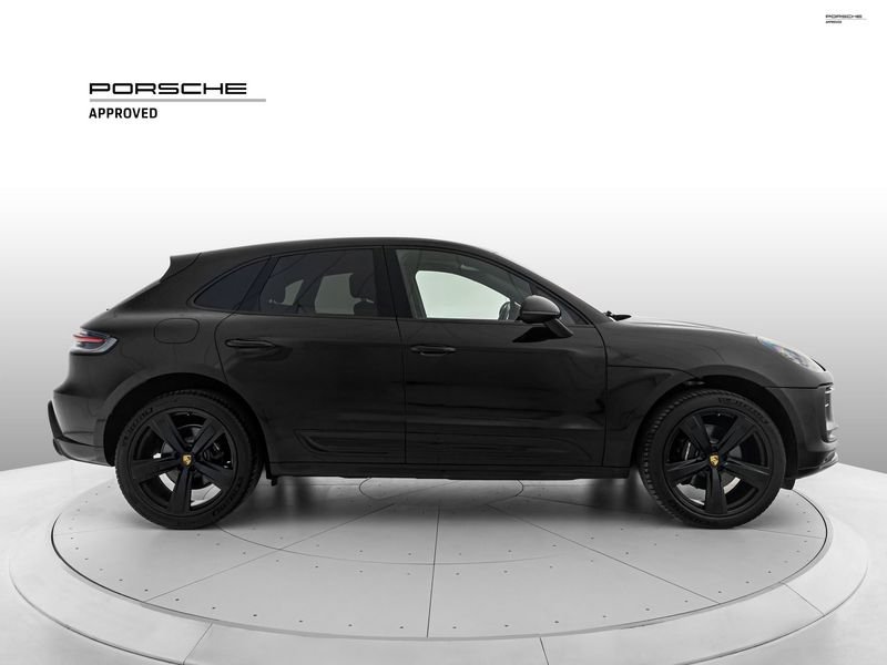 https://cdn-dk.caraffinity.it/dealer/datafiles/vehicle/images/800/1334/IXSpT9jMb59Kvepq.jpeg?opacity=0&size=100&position=BOTTOM_CENTER&border=0&watermark=%2Fdealer%2Fdatafiles%2Fvehicle%2Fimages%2Fwatermark%2F1334%2F0cdce9f1-3b9c-4b85-88e2-fd43543cd032.png