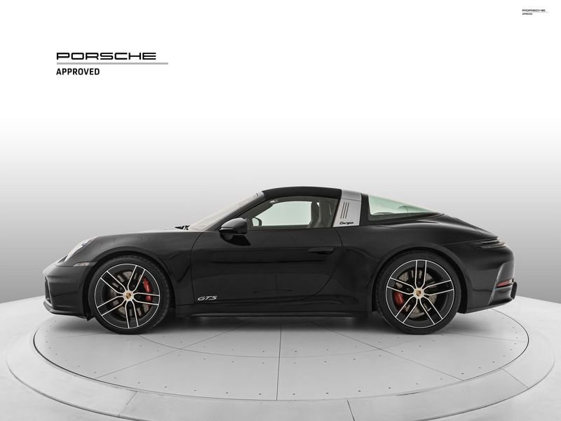 https://cdn-dk.caraffinity.it/dealer/datafiles/vehicle/images/800/1334/J3yV2SVNJ8qRqrls.jpeg?opacity=0&size=100&position=BOTTOM_CENTER&border=0&watermark=%2Fdealer%2Fdatafiles%2Fvehicle%2Fimages%2Fwatermark%2F1334%2F0cdce9f1-3b9c-4b85-88e2-fd43543cd032.png
