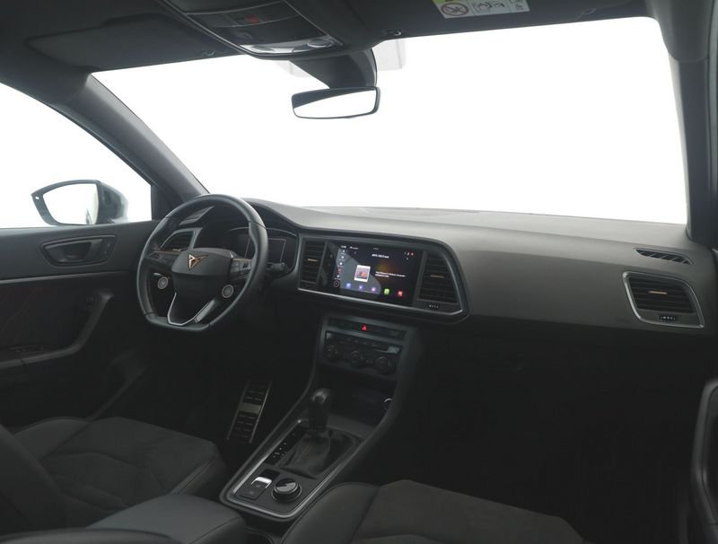 https://cdn-dk.caraffinity.it/dealer/datafiles/vehicle/images/800/1334/LhljBhSoUf1gJqvV.jpeg?opacity=0&size=100&position=BOTTOM_CENTER&border=0&watermark=%2Fdealer%2Fdatafiles%2Fvehicle%2Fimages%2Fwatermark%2F1334%2F0cdce9f1-3b9c-4b85-88e2-fd43543cd032.png