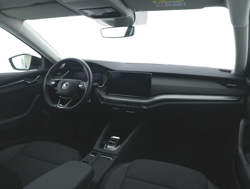 https://cdn-dk.caraffinity.it/dealer/datafiles/vehicle/images/800/1334/Rz00kE9sjko0DNQI.jpeg?opacity=0&size=100&position=BOTTOM_CENTER&border=0&watermark=%2Fdealer%2Fdatafiles%2Fvehicle%2Fimages%2Fwatermark%2F1334%2F0cdce9f1-3b9c-4b85-88e2-fd43543cd032.png