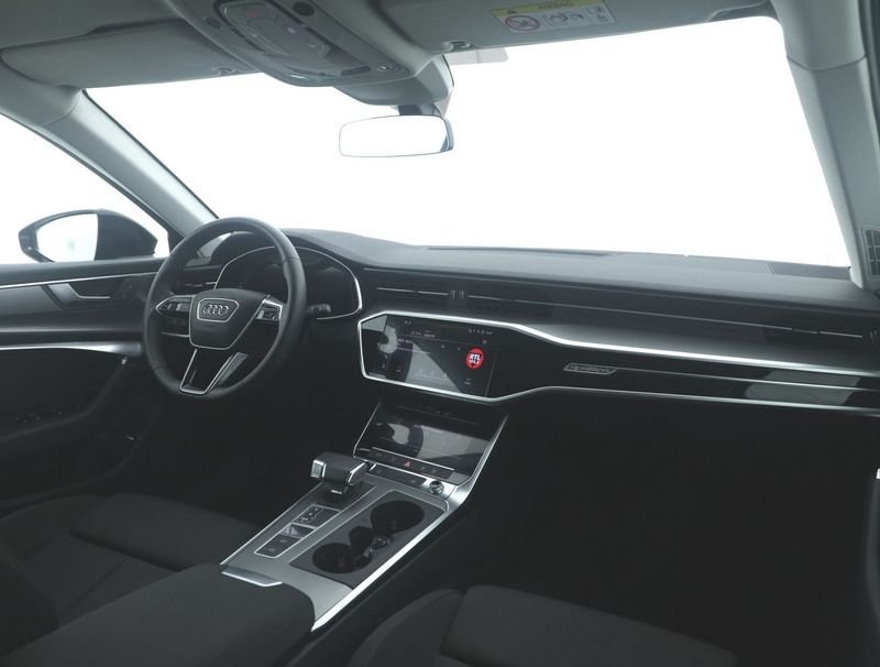 https://cdn-dk.caraffinity.it/dealer/datafiles/vehicle/images/800/1334/VVULK5Eb9B2SXpKa.jpeg?opacity=0&size=100&position=BOTTOM_CENTER&border=0&watermark=%2Fdealer%2Fdatafiles%2Fvehicle%2Fimages%2Fwatermark%2F1334%2F0cdce9f1-3b9c-4b85-88e2-fd43543cd032.png