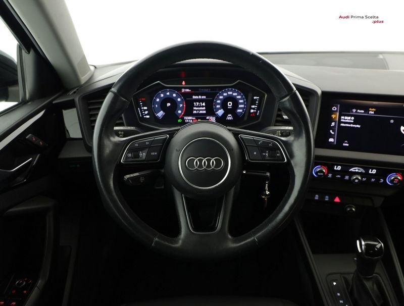 https://cdn-dk.caraffinity.it/dealer/datafiles/vehicle/images/800/1334/WJsKqBvTd7GFO59w.jpeg?opacity=0&size=100&position=BOTTOM_CENTER&border=0&watermark=%2Fdealer%2Fdatafiles%2Fvehicle%2Fimages%2Fwatermark%2F1334%2F0cdce9f1-3b9c-4b85-88e2-fd43543cd032.png