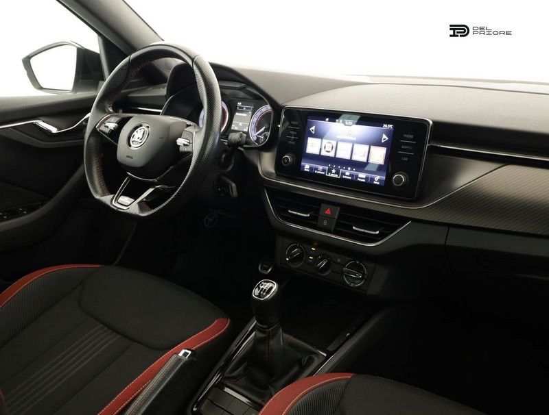 https://cdn-dk.caraffinity.it/dealer/datafiles/vehicle/images/800/1334/Yj01bmI2jjaaWVxU.jpeg?opacity=0&size=100&position=BOTTOM_CENTER&border=0&watermark=%2Fdealer%2Fdatafiles%2Fvehicle%2Fimages%2Fwatermark%2F1334%2F0cdce9f1-3b9c-4b85-88e2-fd43543cd032.png