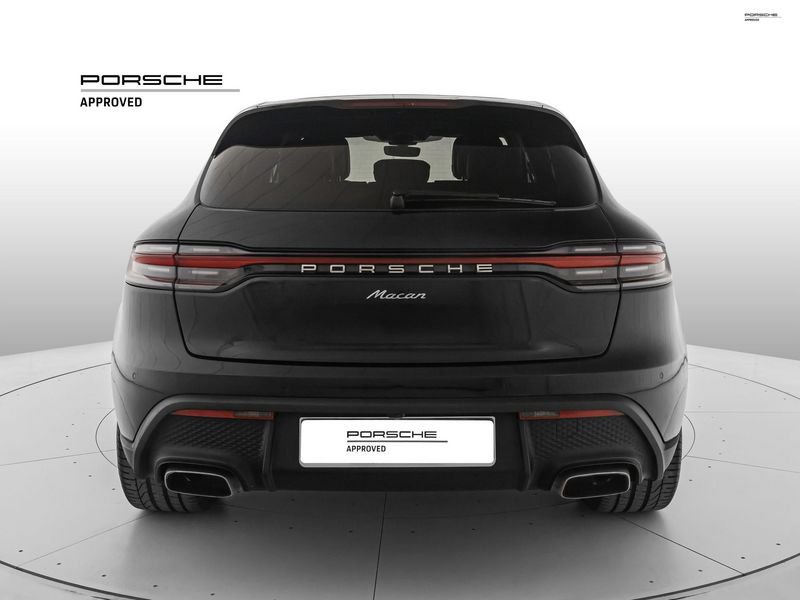 https://cdn-dk.caraffinity.it/dealer/datafiles/vehicle/images/800/1334/dtKLvsygvdnPPI4o.jpeg?opacity=0&size=100&position=BOTTOM_CENTER&border=0&watermark=%2Fdealer%2Fdatafiles%2Fvehicle%2Fimages%2Fwatermark%2F1334%2F0cdce9f1-3b9c-4b85-88e2-fd43543cd032.png