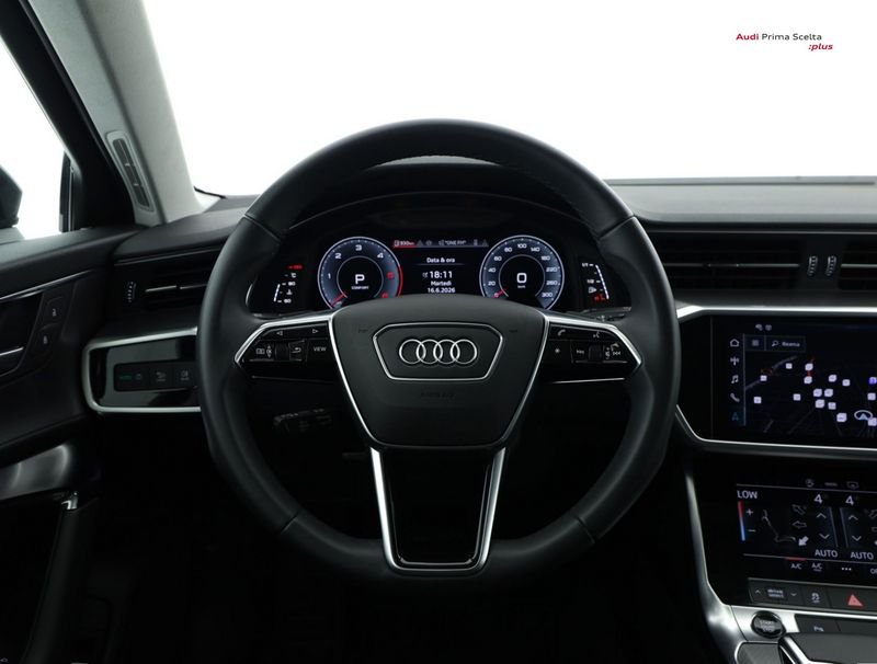 https://cdn-dk.caraffinity.it/dealer/datafiles/vehicle/images/800/1334/kETRsxSSuUe374zw.jpeg?opacity=0&size=100&position=BOTTOM_CENTER&border=0&watermark=%2Fdealer%2Fdatafiles%2Fvehicle%2Fimages%2Fwatermark%2F1334%2F0cdce9f1-3b9c-4b85-88e2-fd43543cd032.png
