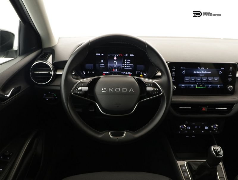 https://cdn-dk.caraffinity.it/dealer/datafiles/vehicle/images/800/1334/lDwVc692Nljdx4fl.jpeg?opacity=0&size=100&position=BOTTOM_CENTER&border=0&watermark=%2Fdealer%2Fdatafiles%2Fvehicle%2Fimages%2Fwatermark%2F1334%2F0cdce9f1-3b9c-4b85-88e2-fd43543cd032.png